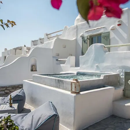 Vila Life With Private Jacuzzi In Paros Isterni (Paros)