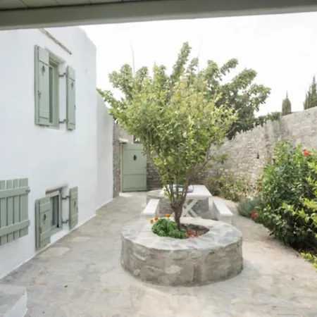 Life With Private Jacuzzi In Paros Vila *